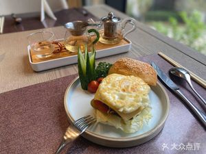 Yinbao Jian Guo Hotel - All-Day West Restaurant