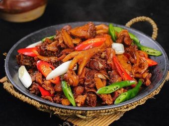Linyi Iron Pot Chicken with Mountain Chicken (Jinguo Commercial Building A Tower Branch)