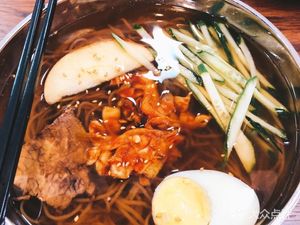 Yushan Dujun - Chongqing Small Lanzhou Noodles · Yanjing Cold Noodles (Dalu Tree Branch 2)