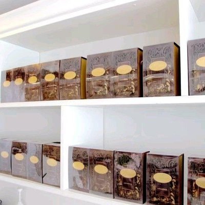 爆酷咖啡豆猫屎咖啡豆零售店 - Boom Cool Coffee Bean & Insect-Fed Coffee Bean Retail Store