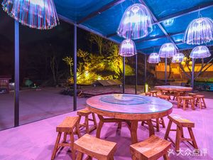 Mountain Retreat Wild Luxury Outdoor BBQ Bar