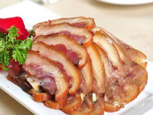 大众珍香饭店 (Dàzhòng Zhēnxiāng Fāndiàn) → Da Zhong Zhenxiang Restaurant