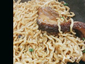 Yin Chun Century Old Brine Noodles (Jinxiang Langshi Red Forest Branch)