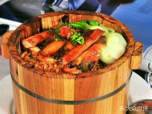 Yu Ji Wooden Bucket Rice
