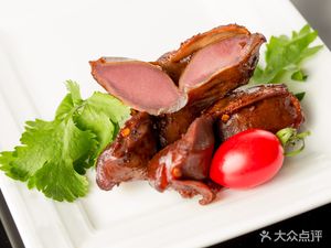 Wu Gongzi Braised Delicacies (Yajule Binjiang International Phase I Store)