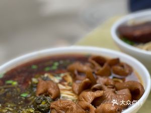 Zeng Ji Lu Zi Pu Big Meat Noodle Shop (Lu Zi Pu Community Branch)