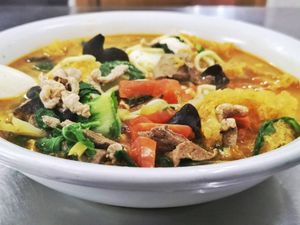 Old Nanjing Big Bowl Pig Skin Noodles (Qin Hong South Road Branch)