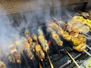 Xinjiang Hotan Brothers Barbecue (East District of Zhongdian Yihewuyuan Phase I)