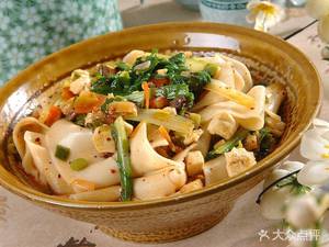 Qin Zhi Wei Xi'an Noodle House (Yincheng Street Store)