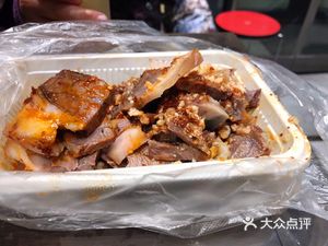 Authentic Liuhé Pork Head Meat