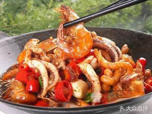 Hu's Food Paradise (Xinghe Plaza Store)