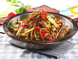 Jingying New Style Hunan Cuisine Restaurant (Shenglong Tianhui No.9 Compound Store)