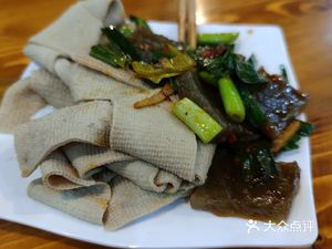 Lu's Noodles Stew (Songshan North Road Store)