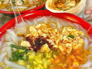 Shi Ji Spicy Sour Noodles Fish (Hongjiang Han Yuan Branch)