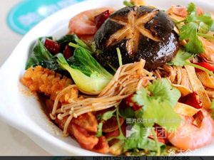 小潘秘制麻辣香锅(郑东新区店)
