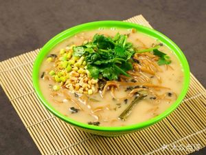 Chen Yan Mixed Grain Noodles Spicy Chicken Feet (Xinyi Road Branch)