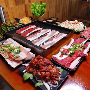 Li Laosi Northeast BBQ Specialty Store