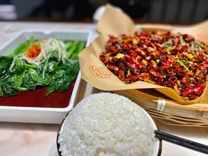 Jian Pu Zhai Fusion Cuisine (Chengdong Road Store)