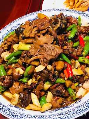 Pangge Carbon Pot Chicken and Fish (Zichen Road Branch)