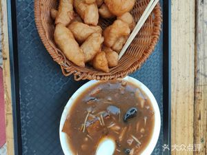 杨三菌牛排胡辣汤夜市烧烤(众城街店)