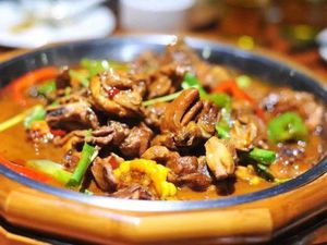 Pang Lao Si Fresh Stir-Fried Chicken with Carbon Pot Fish