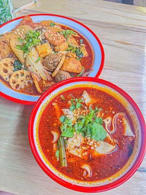 Yan Yan Gansu Tianshui Spicy Hot Pot