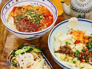 Xinrun Chicken Soup Knife-Cut Noodles (Qianjin West Road Branch)