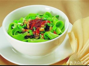 Hand-Rolled Spinach Noodles (Diao Zhuang Branch)