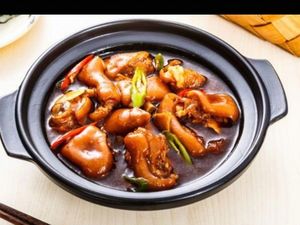 Pin Yi Kou Huangfen Chicken Rice (Lintong Branch)