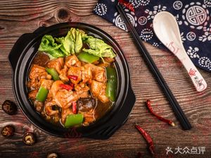 Golden Soup Jia Huang焖 Chicken Rice (Qujiang Hanhua City Store)