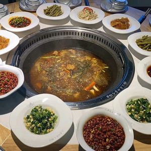 Sanyuan West Kitchen Big Pot (Weiyang Lake Branch)