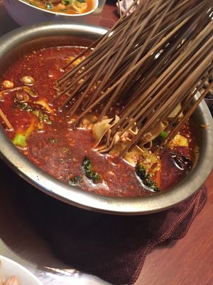 Xi Hang Shuang Shuang · Hotpot Skewers (Ouyao Sixth Road Ouluoba Town Store)