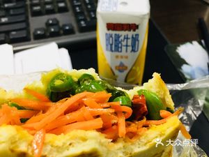 Dongjia Handmade Rice Noodles Shop