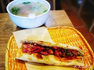Donkey Meat Fire Cake (Yuxiang Gate Branch)