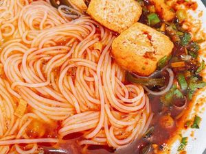 Red Oil Rice Vermicelli (Xiyi Fang Branch)