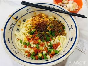 Xifu Er Shixiong Hand-Kneaded Noodles with Sauce (Fenglin Road Branch)