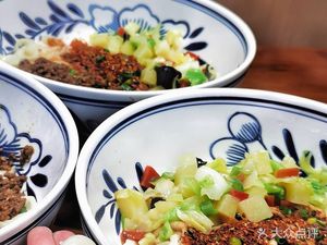 Ancient Qin Pass Oil-Poured Noodles (Gaoxin Third Road Branch)