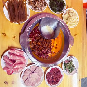 Xile Chongqing Hot Pot (Nansifujie Store)