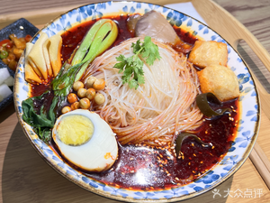 La Qi Po Rice Noodles (Zhonglou New Street Store)