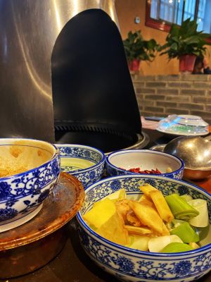 Jianghu Stir-Fry Iron Pot Stew (Shiyi Middle School Signpost Store)