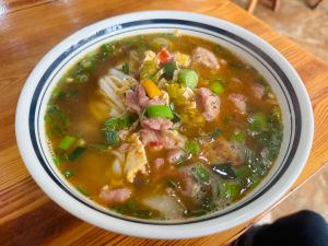 Huang's Meat Chopping Noodles and Rice Vermicelli (Zhongxin Culture Plaza Yaju Branch)