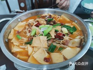 Changde People's Home-style Hunan Cuisine
