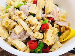 Dingding Delicacies (Huijin Road)