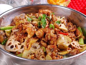 Frog Sizzle!!功夫牛蛙·万州烤鱼 (Huanbao East Road Branch)