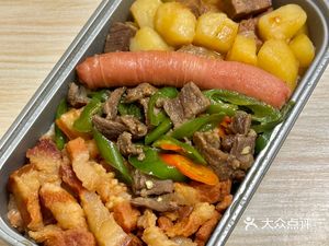 Ga Ga Xiang Northeast Old Box Meal (Yonghua Building Branch)
