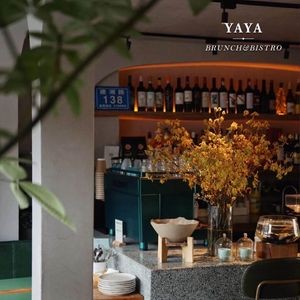 YAYA Brunch & Bistro