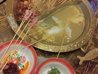 Mei Cheng Spicy Hot Pot (Chezhan South Road Store)