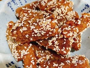 Hong Du Juan LiuYang Home-style Cuisine (Leifeng Avenue Branch)
