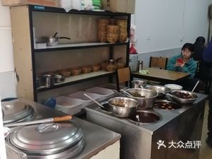 Hong Mama's Noodle Shop (Zuo Jia Long Branch)