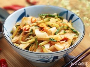 Tianma First Cold Dishes & Hot Spicy Luoyang Steam Vegetables (Hunan Normal University Tianma Student Apartment Branch)